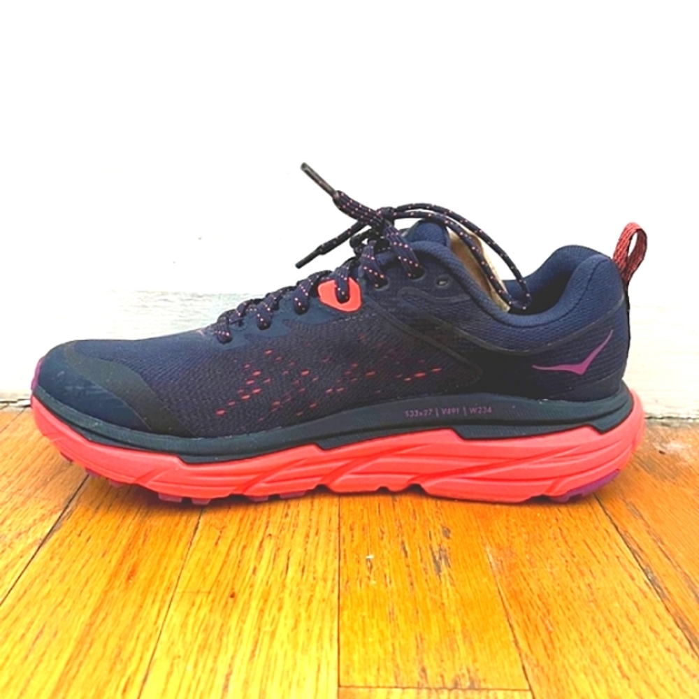 Hoka Challenger ATR 6